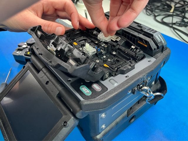 Thanh Lý Máy Hàn Cáp Quang