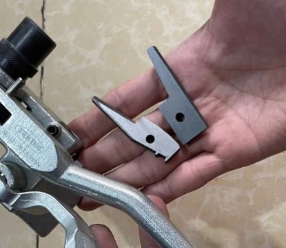 Lưỡi Kìm Siết Đai Inox S240N | Chất Lượng, Giá Tốt, Có Hóa Đơn Luoi 240