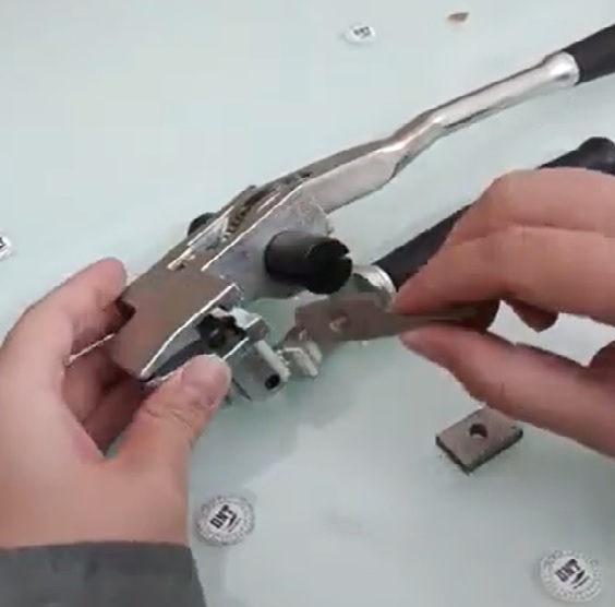 Lưỡi Kìm Siết Đai Inox S240N | Chất Lượng, Giá Tốt, Có Hóa Đơn Luoi Thao